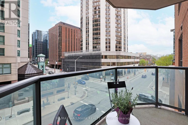 28288714/405-445-laurier-avenue-w/ottawa-centre/ottawa/ontario/K1R0A2_21