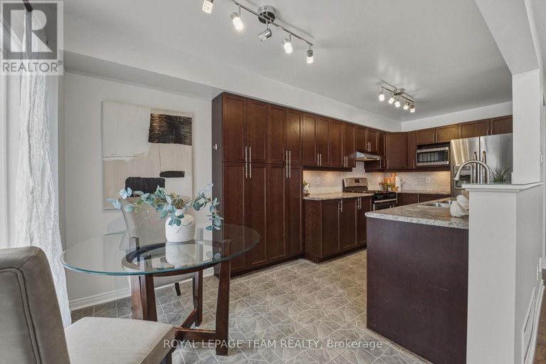 29225348/224-opus-street/emerald-meadowstrailwest/ottawa/ontario/K2S0J1_17