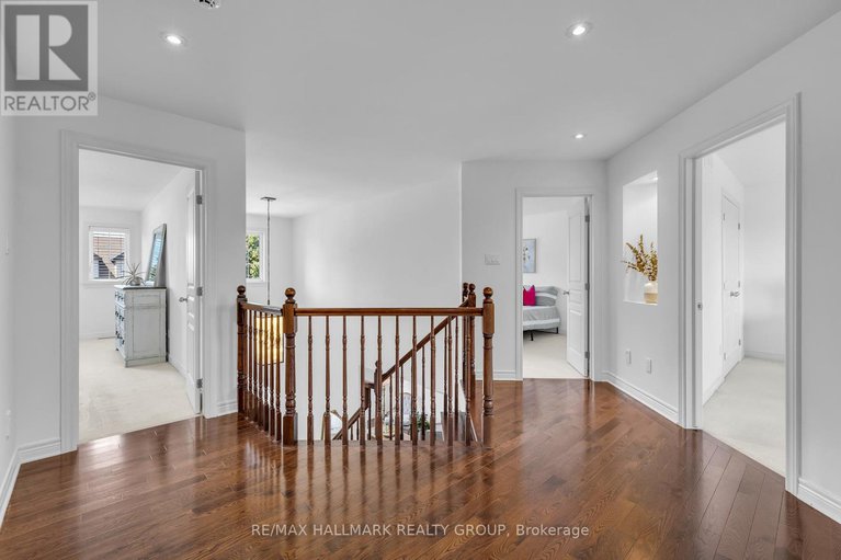 28526274/451-landswood-way/stittsville-south/ottawa/ontario/K2S0A4_26