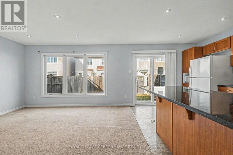 29581427/2733-grand-canal-street/half-moon-bay/ottawa/ontario/K2J0T1_6