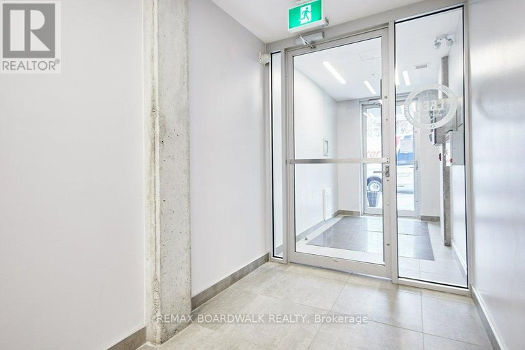 29606722/402-1000-wellington-st-street-w/hintonburg/ottawa/ontario/K1Y2X9_6