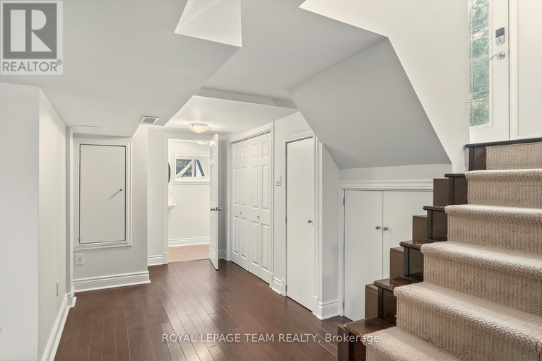 29630933/1314-randall-avenue/alta-vista/ottawa/ontario/K1H7R1_23