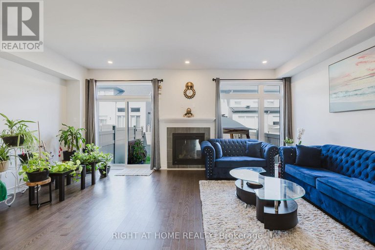 28523248/669-cordelette-circle-e/mer-bleuebradley-estatesanderson-park/ottawa/ontario/K1W0P2_19