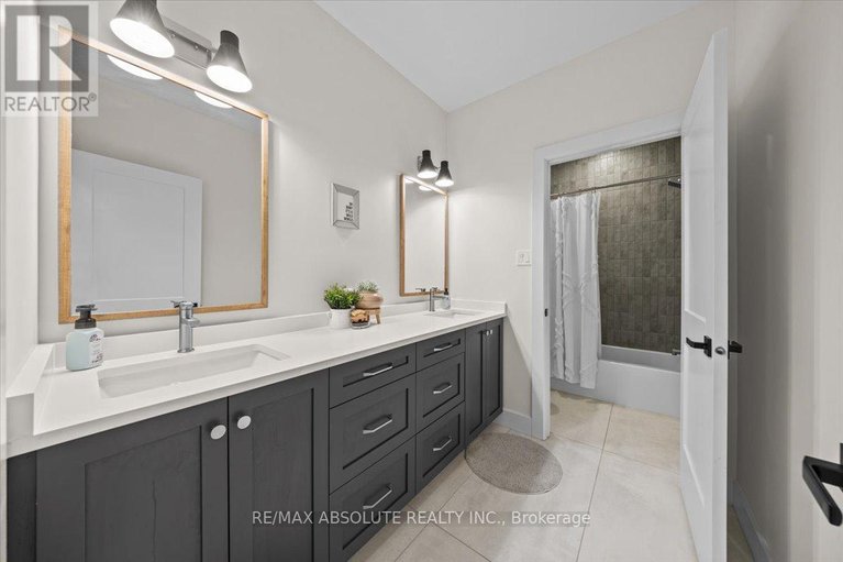 28651211/131-beach-heights/kanata-north-west/ottawa/ontario/K2W1G7_35