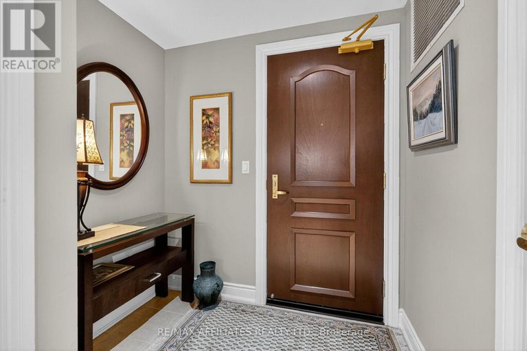 28905127/905-100-inlet-private/chatelaine-village/ottawa/ontario/K4A0S8_8