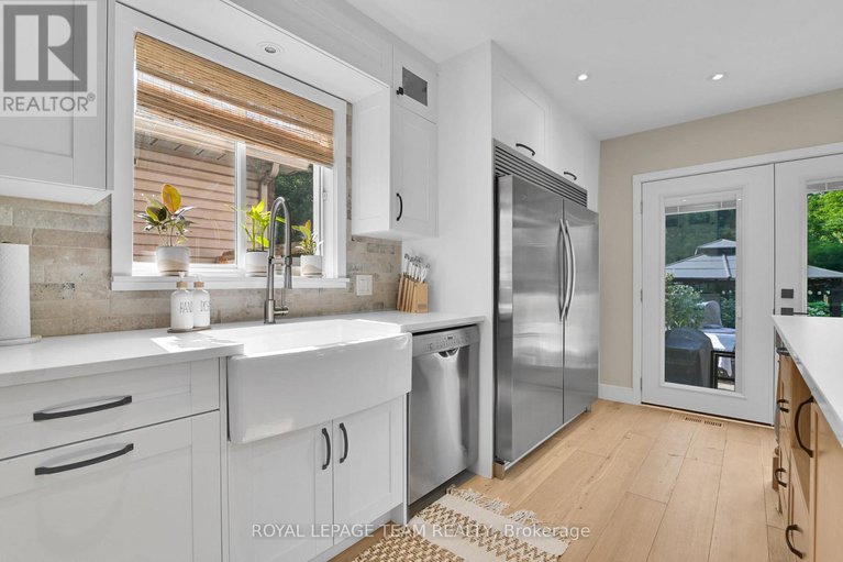 28615921/4156-wolfe-point-way/riverside-southgloucester-glen/ottawa/ontario/K1V1P5_15