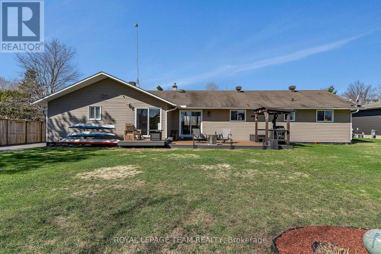 29660167/1923-joanisse-road/clarencerockland-twp/clarence-rockland/ontario/K0A2A0_42