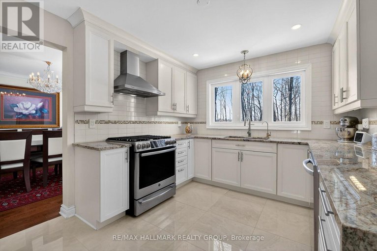 29344609/1372-jules-leger-drive/cumberland-ridge/ottawa/ontario/K4C1E2_9
