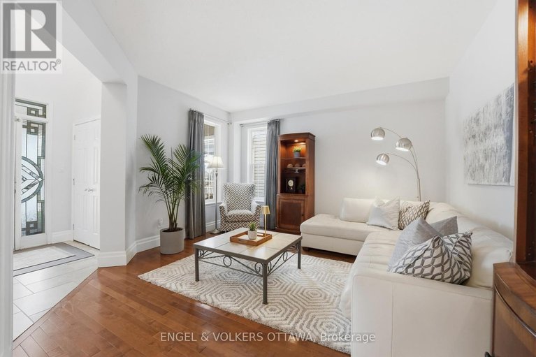 29566261/31-leatherwood-crescent/stonebridge/ottawa/ontario/K2J4X9_11