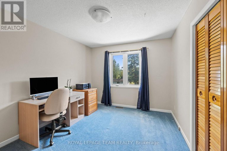 28889906/1640-century-road-e/manotick-south-to-roger-stevens/ottawa/ontario/K0A2E0_31