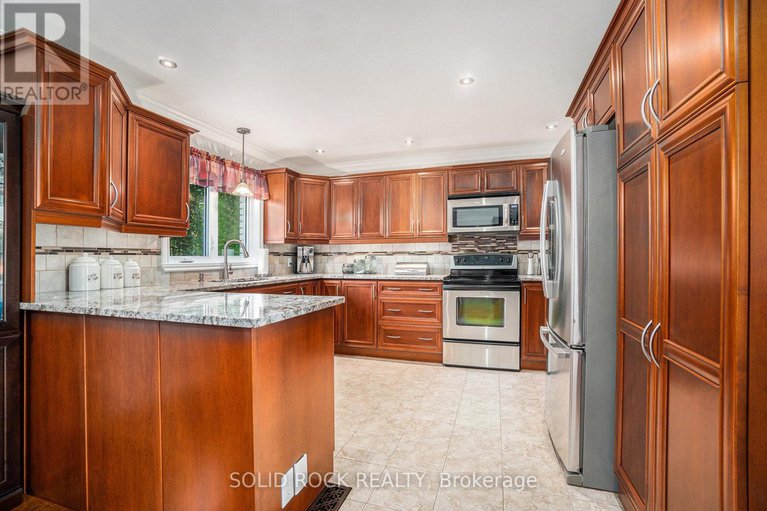 28943108/2278-russland-road-e/russell-twp/russell/ontario/K0A3H0_11