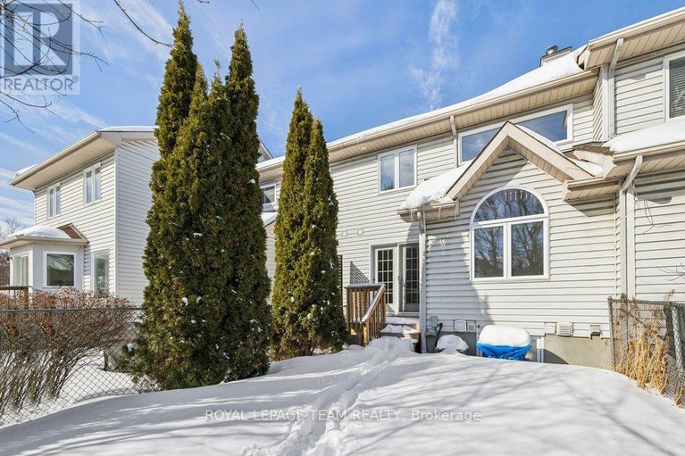 29366238/4298-sunwood-crescent/carson-grove/ottawa/ontario/K1J1B8_27