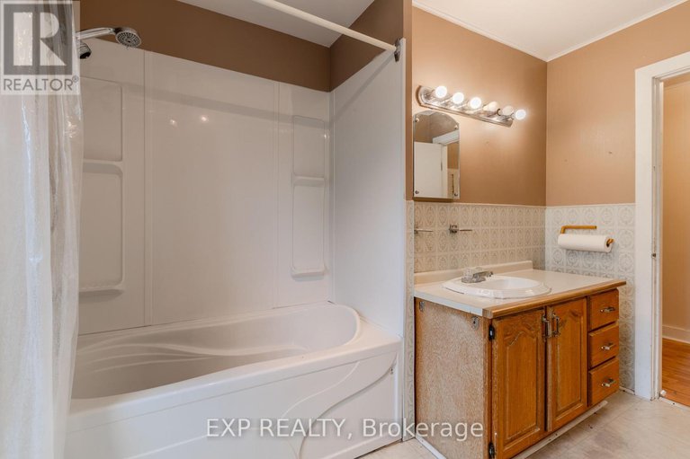 28978593/12-ash-street/south-stormont-osnabruck-twp/south-stormont/ontario/K0C1Y0_17