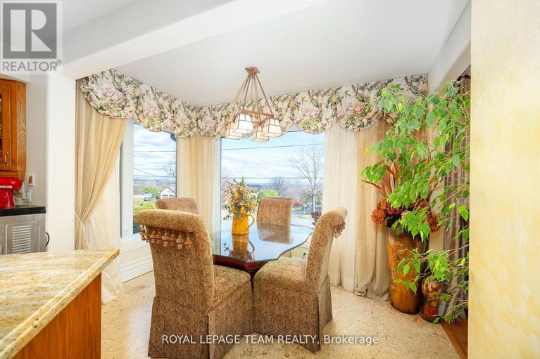 28844441/1100-moffatt-drive/cumberland-ridge/ottawa/ontario/K4C1B7_20