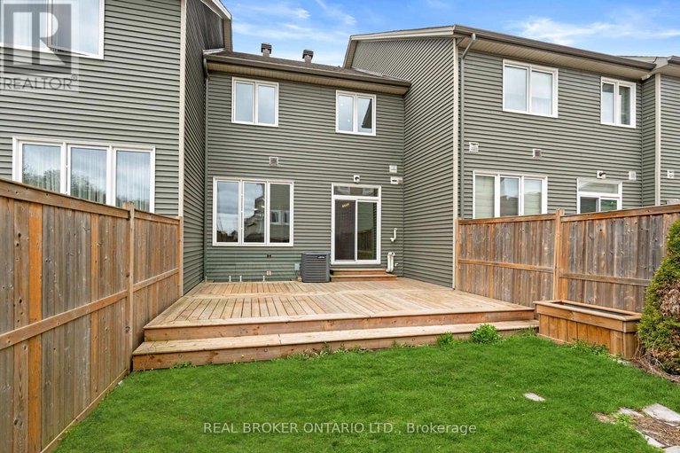 28421576/792-cedar-creek-drive/blossom-parkkemp-parkfindlay-creek/ottawa/ontario/K1T0M6_40