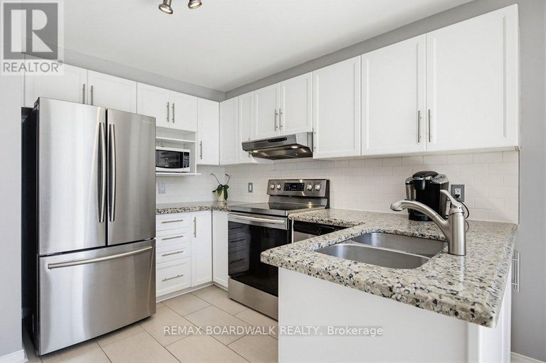 29645634/10-valemont-street/barrhaven-east/ottawa/ontario/K2G6Y1_15