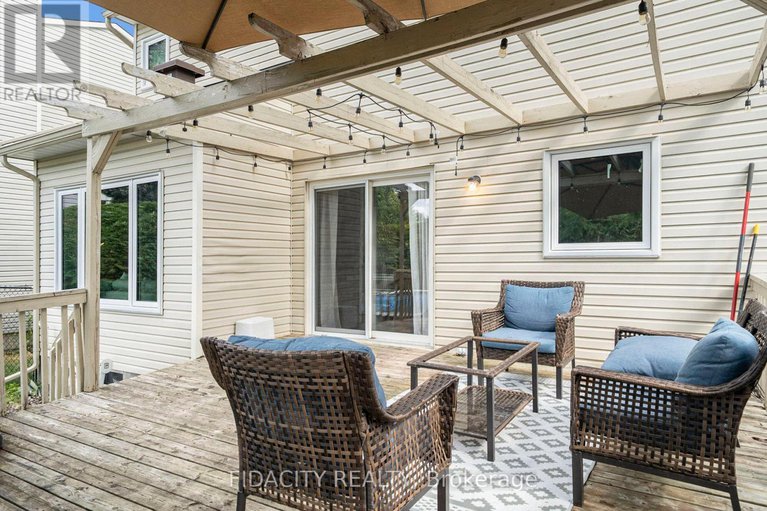 28817901/13-vesta-street/cedargrovefraserdale/ottawa/ontario/K2J3Y8_28