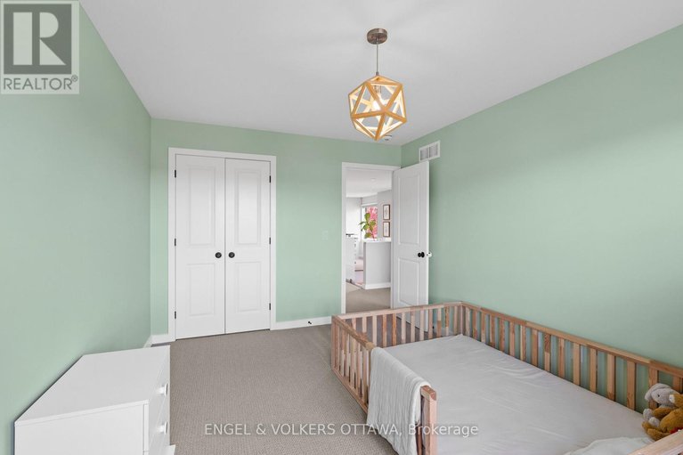 29028931/514-stargazer-crescent/riverside-southgloucester-glen/ottawa/ontario/K4M0H2_35