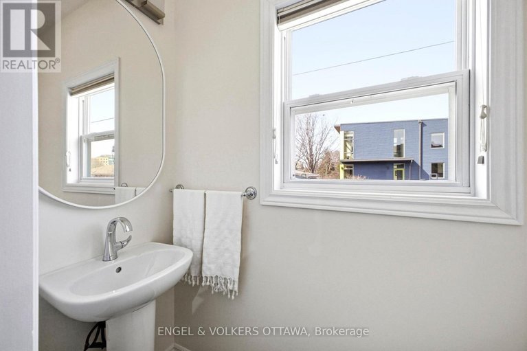 29578726/72-smirle-avenue/ottawa-west/ottawa/ontario/K1Y0S3_17