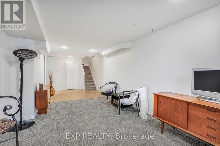 29386918/2092-melette-crescent/avalon-east/ottawa/ontario/K4A4X2_25