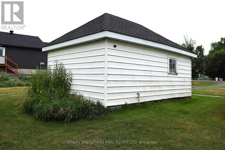 28578805/2577-county-rd-7-road/north-dundas-winchester-twp/north-dundas/ontario/K0C1H0_31