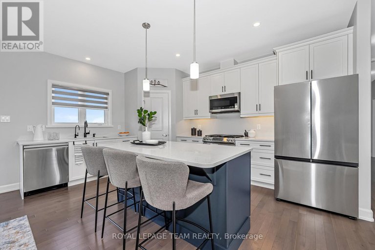 28510378/17-isobel-mcewan-street/mcnabbraeside-twps/mcnabbraeside/ontario/K7S3G8_13