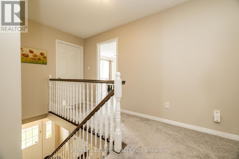 28472136/400-evenwood-private/stonebridge/ottawa/ontario/K2J0E5_13