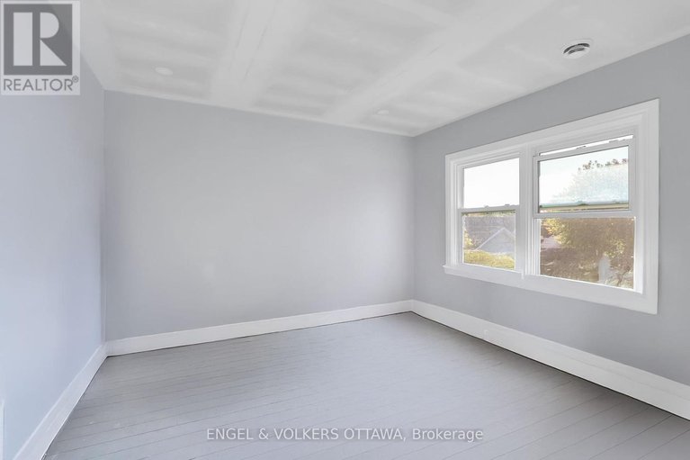 28906803/10-ida-street-s/arnprior/arnprior/ontario/K7S3A4_35