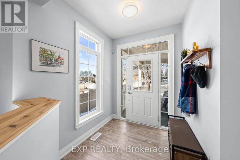 29385318/117-joshua-street/mer-bleuebradley-estatesanderson-park/ottawa/ontario/K1W0A4_5