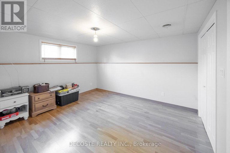 28955272/515-tobin-street/alexandria/north-glengarry/ontario/K0C1A0_27