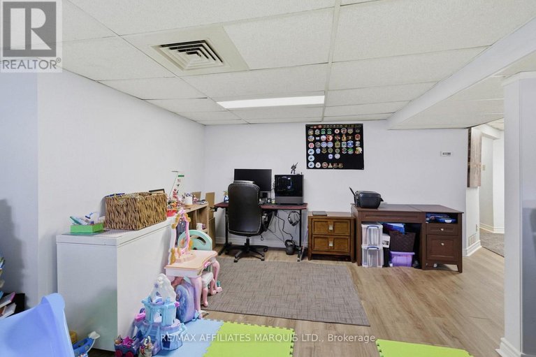 29603984/36-maple-street/ingleside/south-stormont/ontario/K0C1P0_25