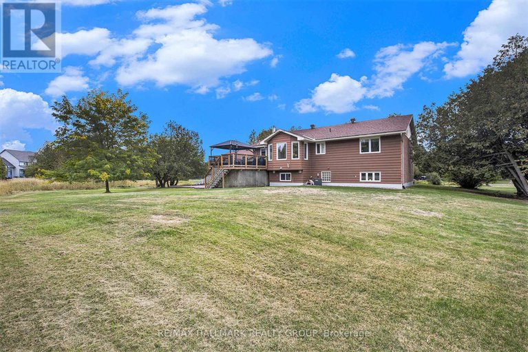 28888050/115-delaney-drive/huntley-ward-south-west/ottawa/ontario/K0A1L0_24