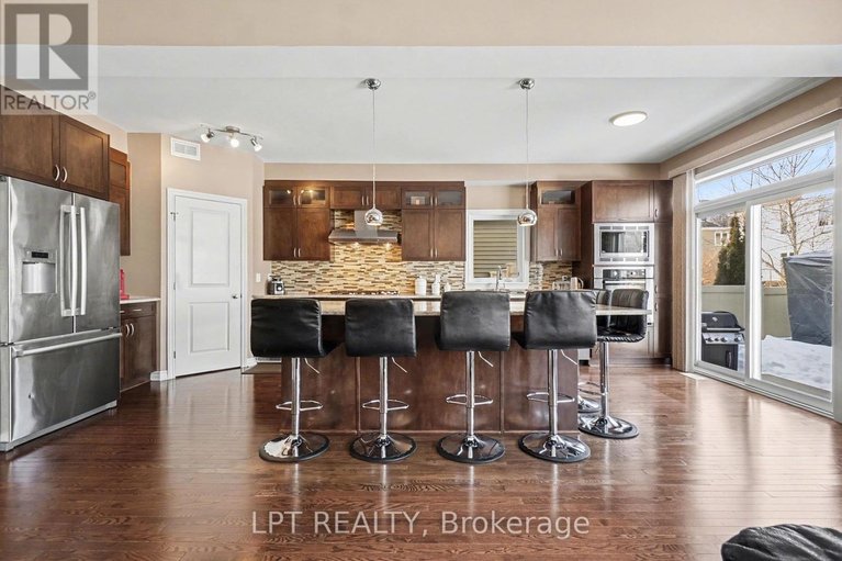 29430421/269-gracewood-crescent/blossom-parkkemp-parkfindlay-creek/ottawa/ontario/K1T0J1_13