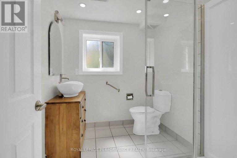 28620608/16-wareham-street/bells-corners/ottawa/ontario/K2H6P8_11