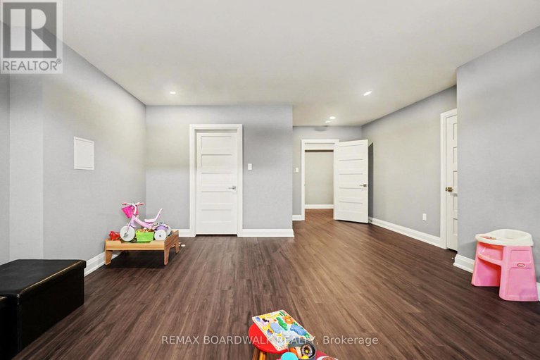 29407946/139-st-thomas-street/russell-twp/russell/ontario/K0A3H0_39