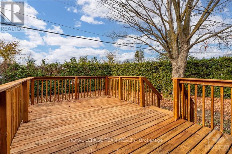 27664923/2196-lenester-avenue/mckellar-heights/ottawa/ontario/K2A1L5_28