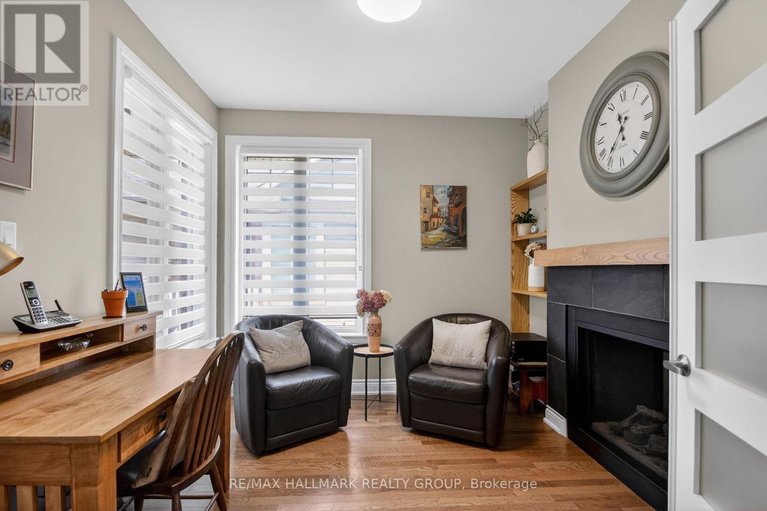 29641179/131-rivington-street/carp/ottawa/ontario/K0A1L0_9