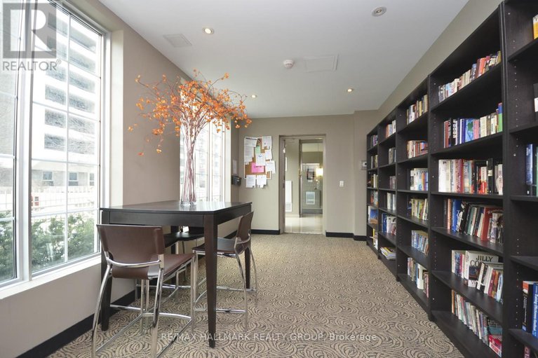 28506551/209-138-somerset-street-w/ottawa-centregolden-triangle/ottawa/ontario/K2P0A3_4