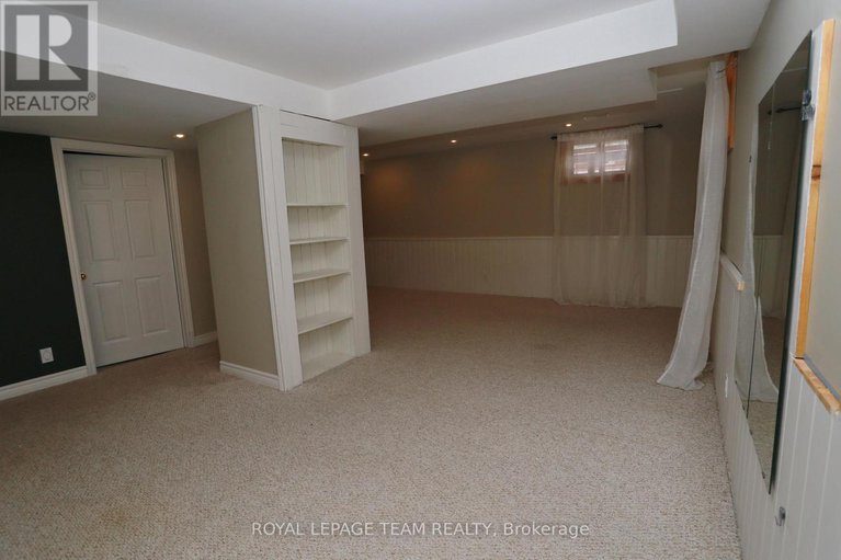 28738556/78-friendly-crescent/stittsville-south/ottawa/ontario/K2S2B5_41