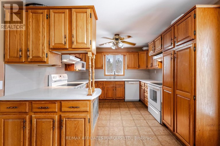 29466864/18824-glen-road/south-glengarry-charlottenburgh-twp/south-glengarry/ontario/K0C2J0_23