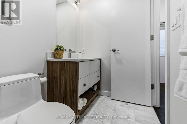 29083833/508-201-parkdale-avenue-w/mechanicsville/ottawa/ontario/K1Y1E8_10