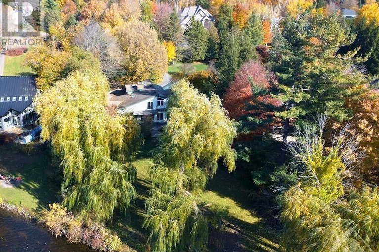 29111605/2322-summerside-drive/manotick-east-to-manotick-station/ottawa/ontario/K4M1B4_5