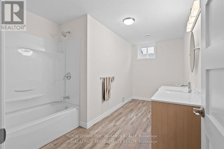 29462956/55-dale-street/long-sault/south-stormont/ontario/K0C1M0_37