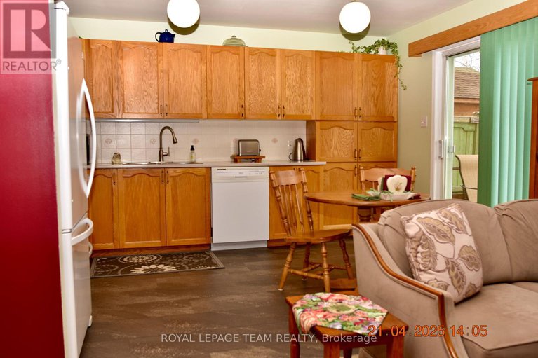 28186551/176-windhurst-drive/barrhaven-east/ottawa/ontario/K2G6J4_8