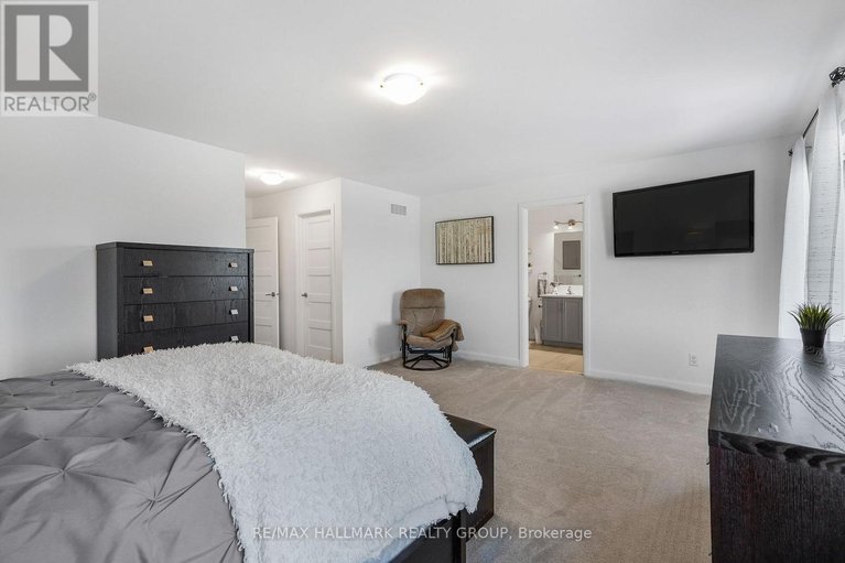 29362963/1204-diamond-street/clarencerockland-twp/clarence-rockland/ontario/K4K0M1_26