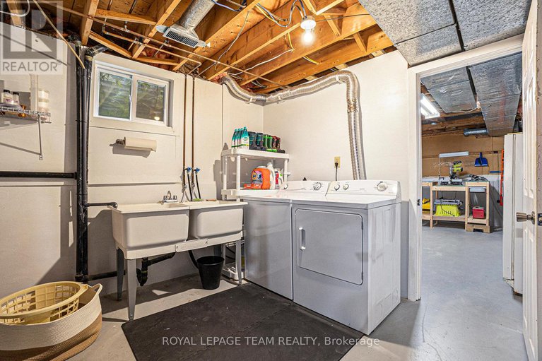 28840338/119-huntsman-crescent/bridlewood/ottawa/ontario/K2M1B9_18