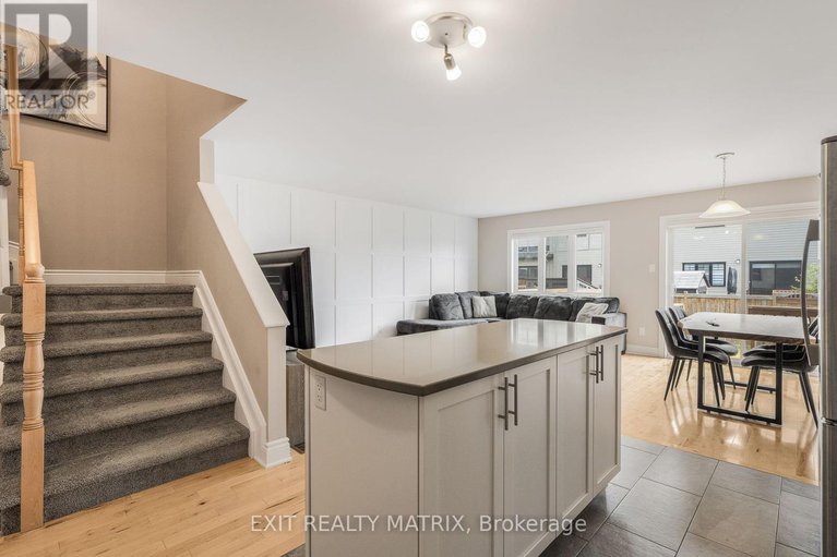 28611581/43-johanne-street/town-of-rockland/clarence-rockland/ontario/K4K0M3_10