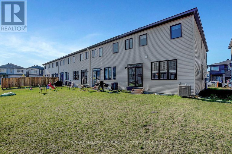 29034876/610-fenwick-way/stonebridge/ottawa/ontario/K2J7E5_41