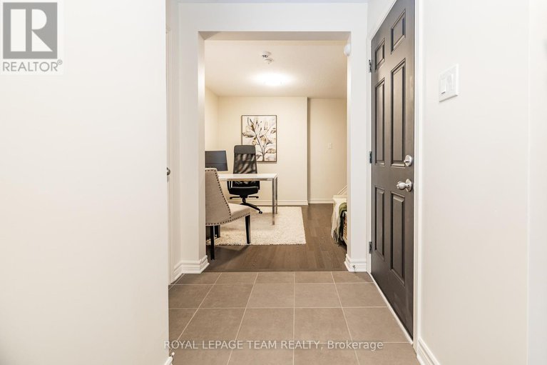 28349259/80-stockholm-private/riverside-southgloucester-glen/ottawa/ontario/K4M0G9_6