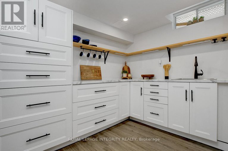 29428568/3-palomino-drive/bridlewood/ottawa/ontario/K2M1L9_38